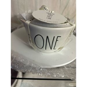 Rae Dunn White Measuring Cups